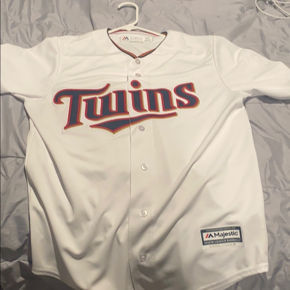 Twins baseball jersey M